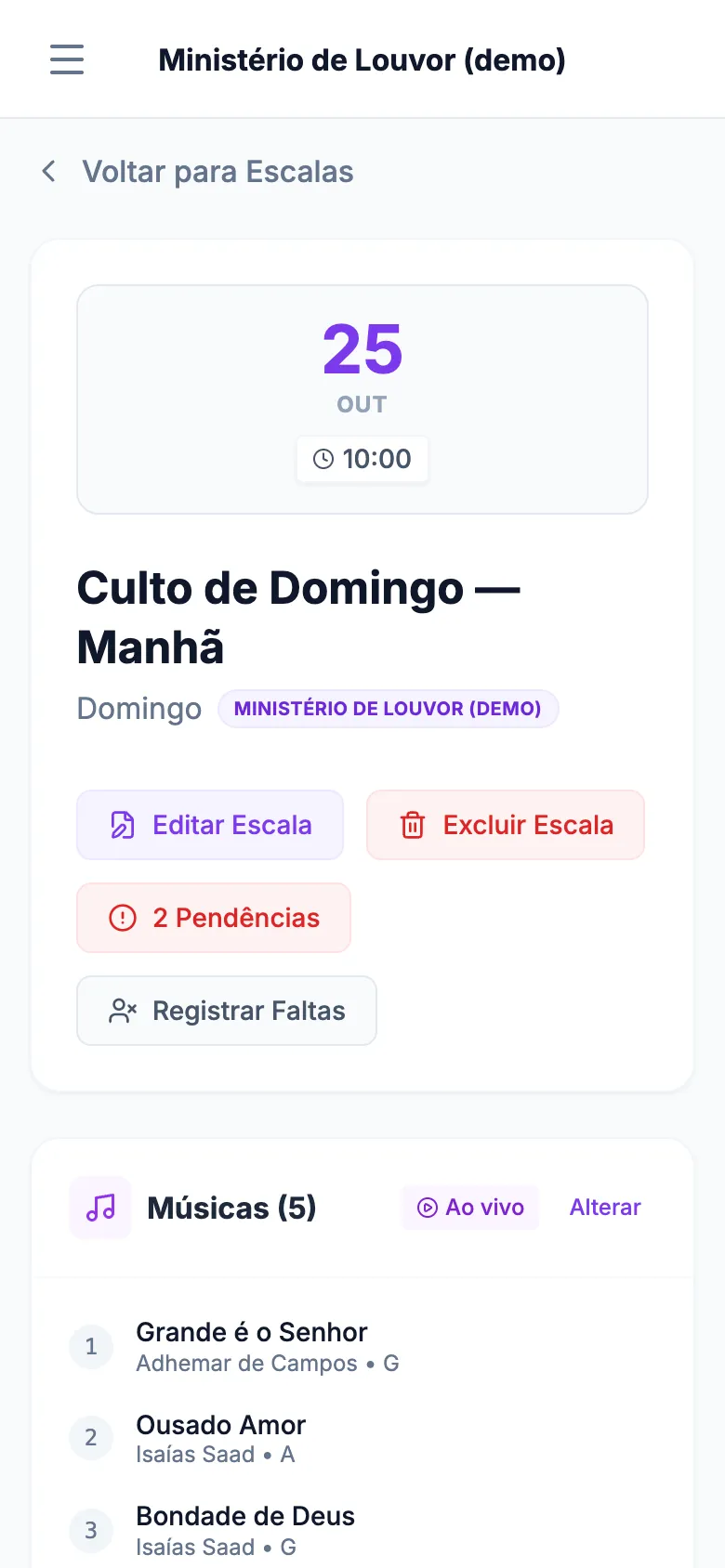 Detalhe de uma escala de domingo no Levita pelo celular, com data, horário, ações rápidas e as músicas do culto.